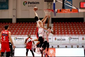 Aliağa Petkimspor 72 – 77 Bahçeşehir Koleji